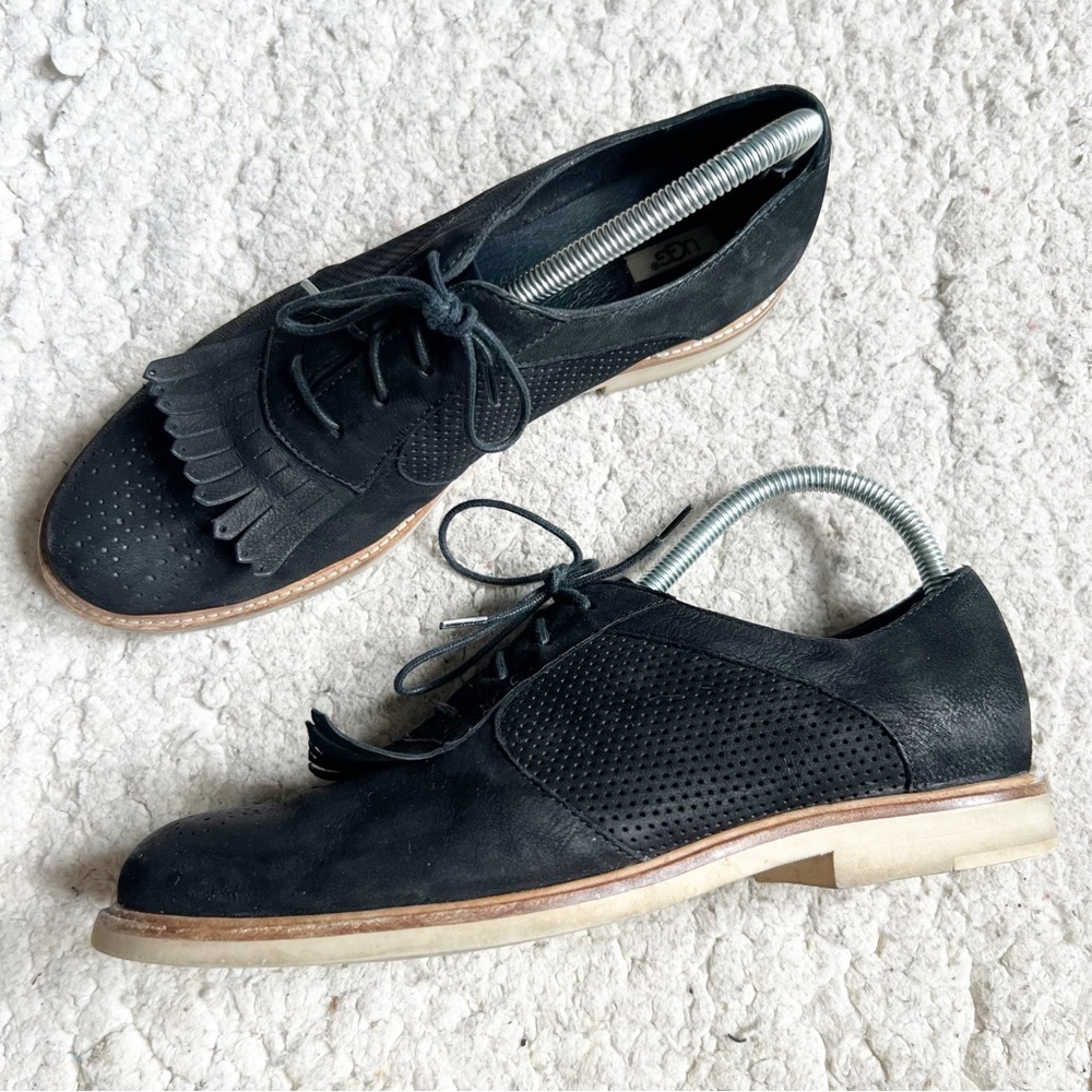 UGG Women's Bernett Black Leather Kiltie Lace Up Brogue Oxford Shoes Size 8.5